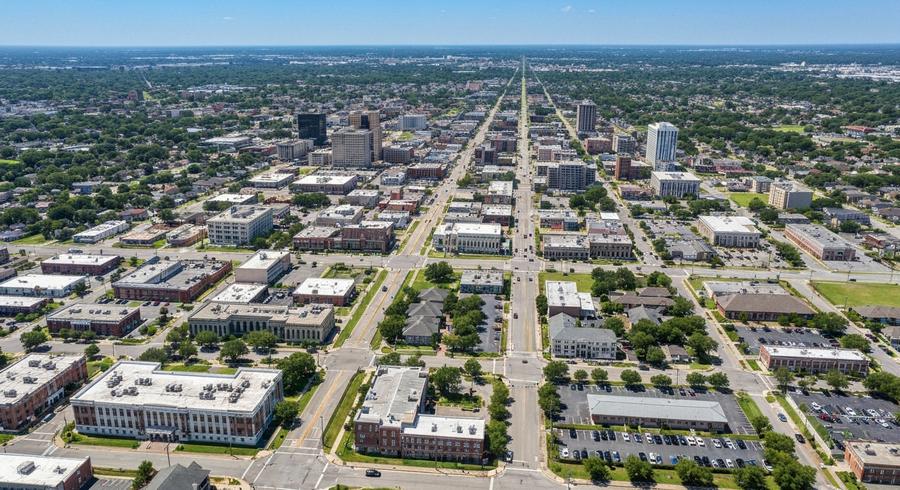 Kenner, Louisiana city skyline, Spartan Peptides research compounds available for delivery